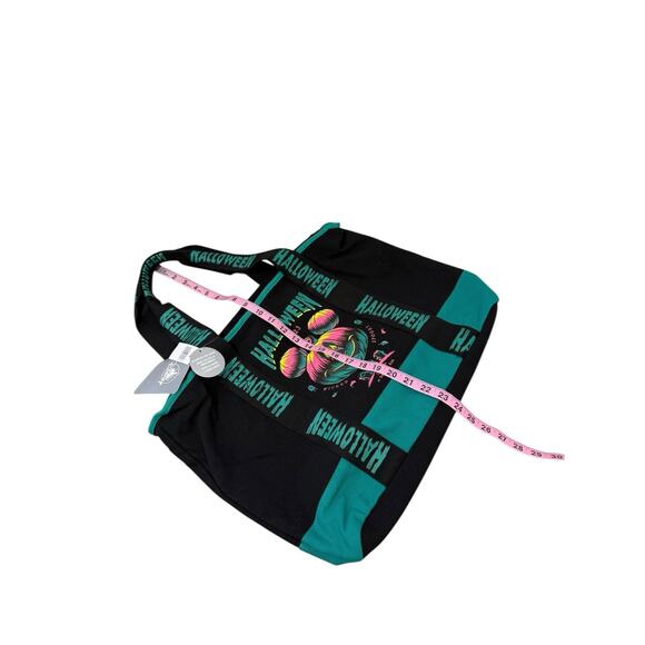 Disney Halloween 2023 Mickey Pumpkin Glow In The Dark Canvas Zip Tote Bag - Picture 6 of 7